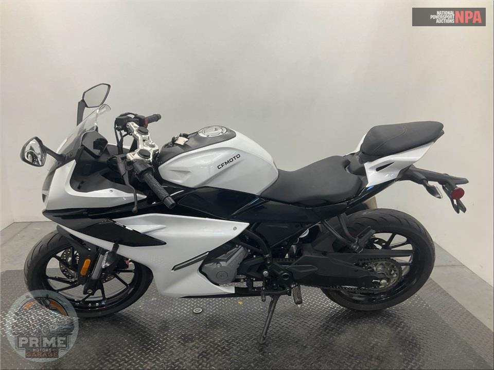 2025 Cf Moto 300SS — фото 3