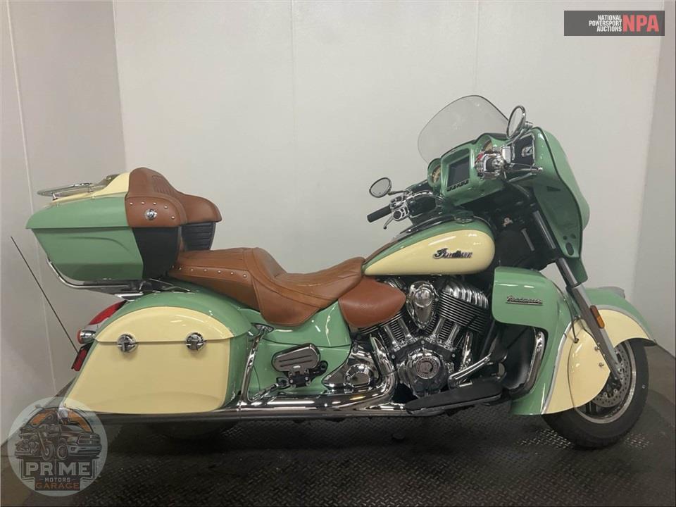2017 INDIAN MOTORCYCLE ROADMASTER (TWO-TONE)