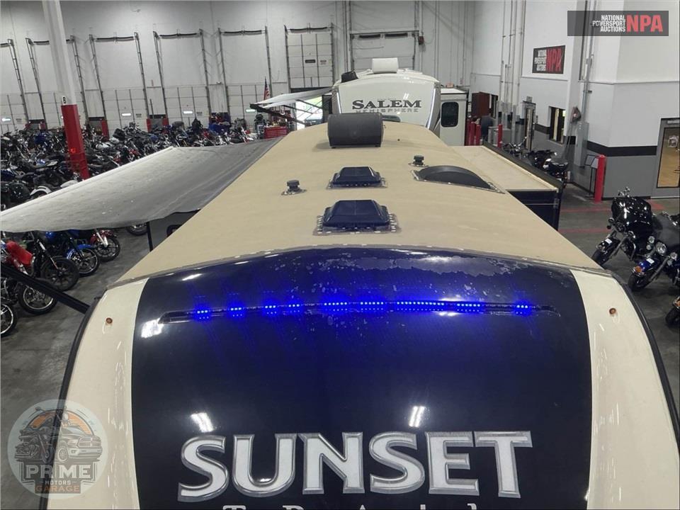 2017 Crossroads Rv M-291 RK - SUNSET TRAIL SUPER LITE SERIES — фото 35