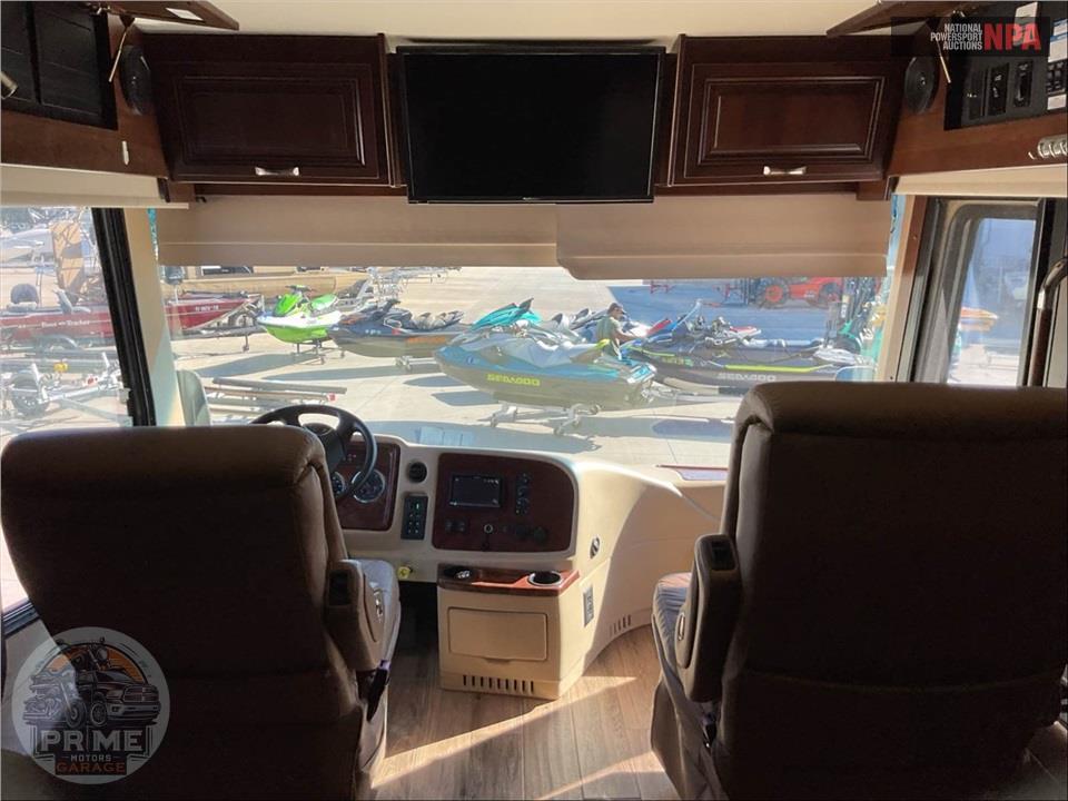 2017 Entegra Coach M-44B CUMMINS - INSIGNIA SERIES — фото 14