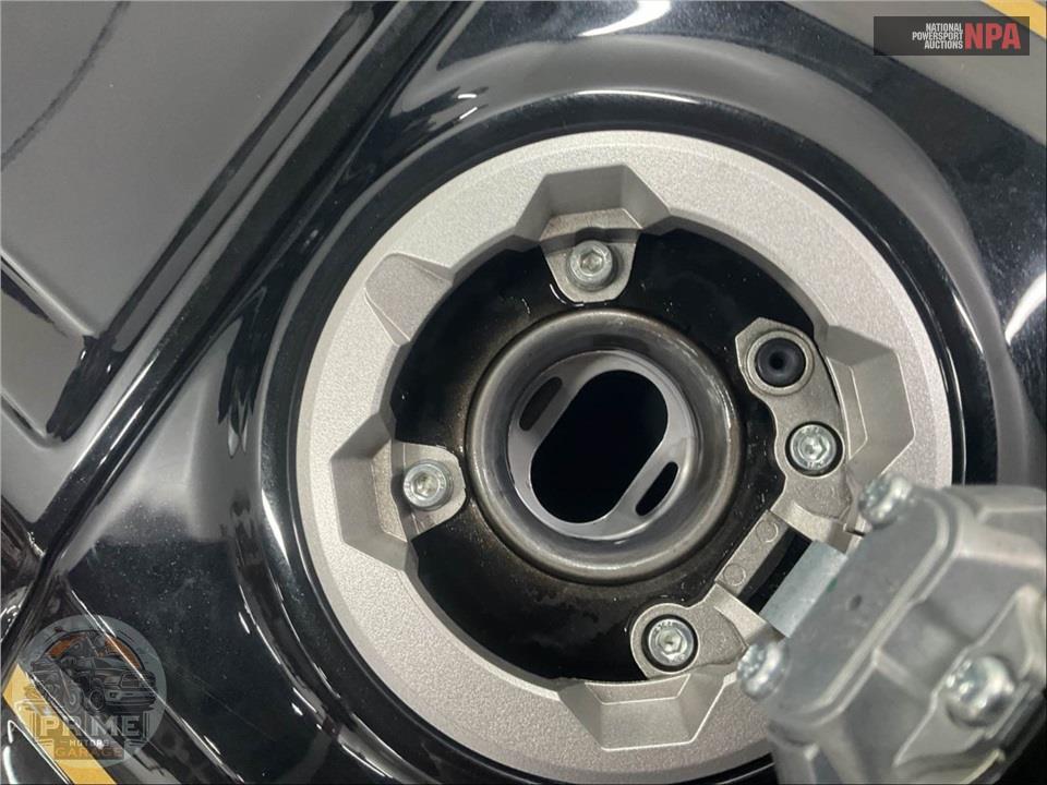 2023 Kawasaki ZX1002MPFAL NINJA ZX-10R — фото 17