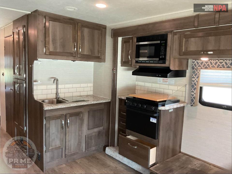 2018 Jayco M-31 XL FORD E450 REDHAWK SERIES — фото 7
