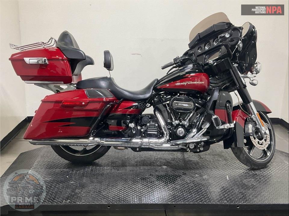 2017 Harley-Davidson FLHXSE CVO STREET GLIDE — фото 1
