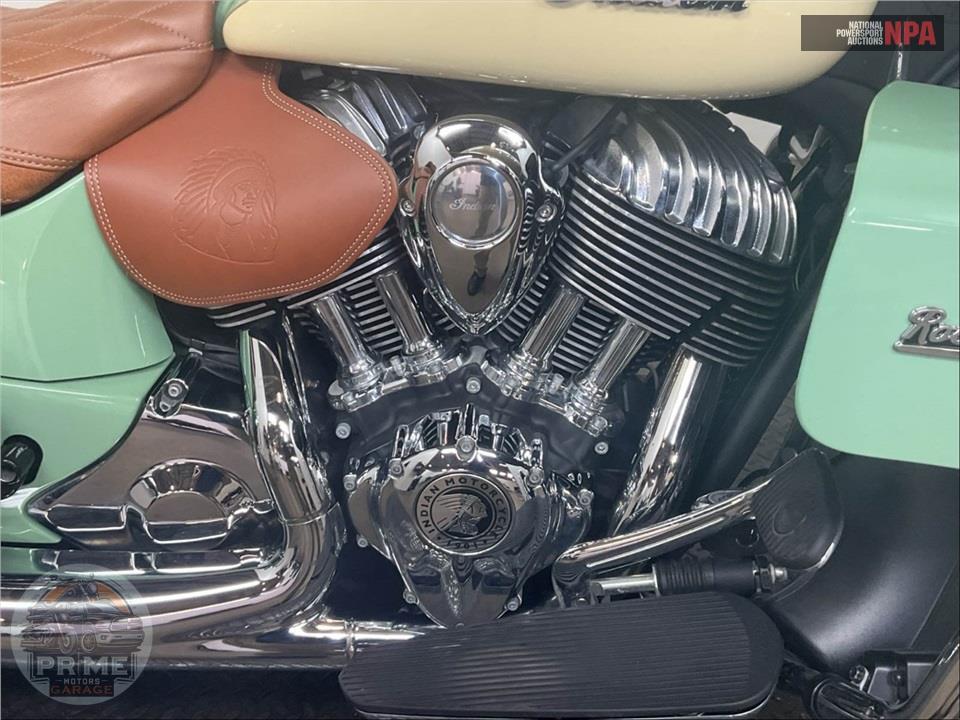 2017 Indian Motorcycle ROADMASTER (TWO-TONE) — фото 6