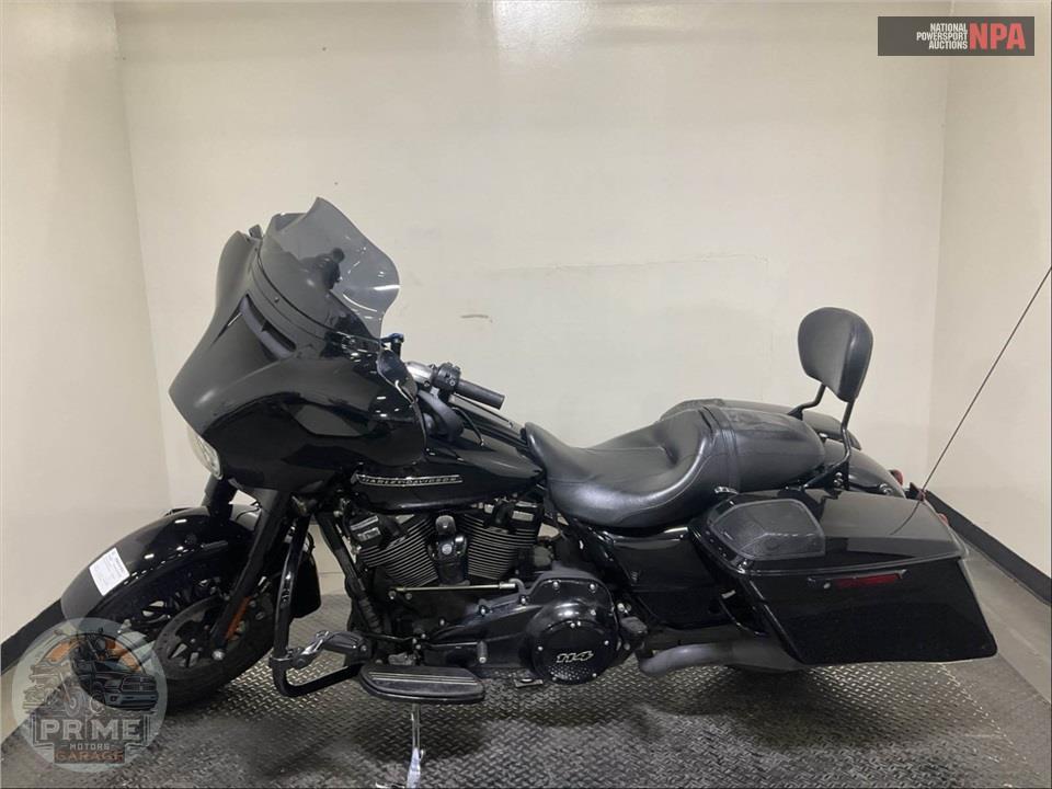 2019 Harley-Davidson FLHXS STREET GLIDE SPECIAL — фото 3