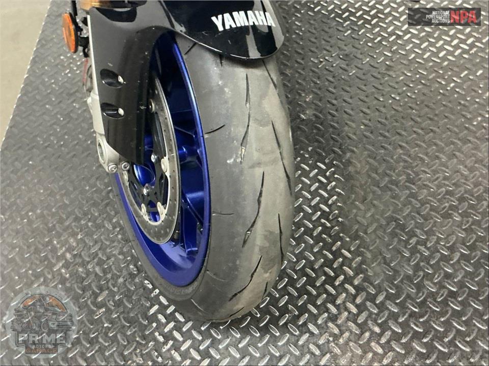 2026 Yamaha YZF-R1 — фото 16
