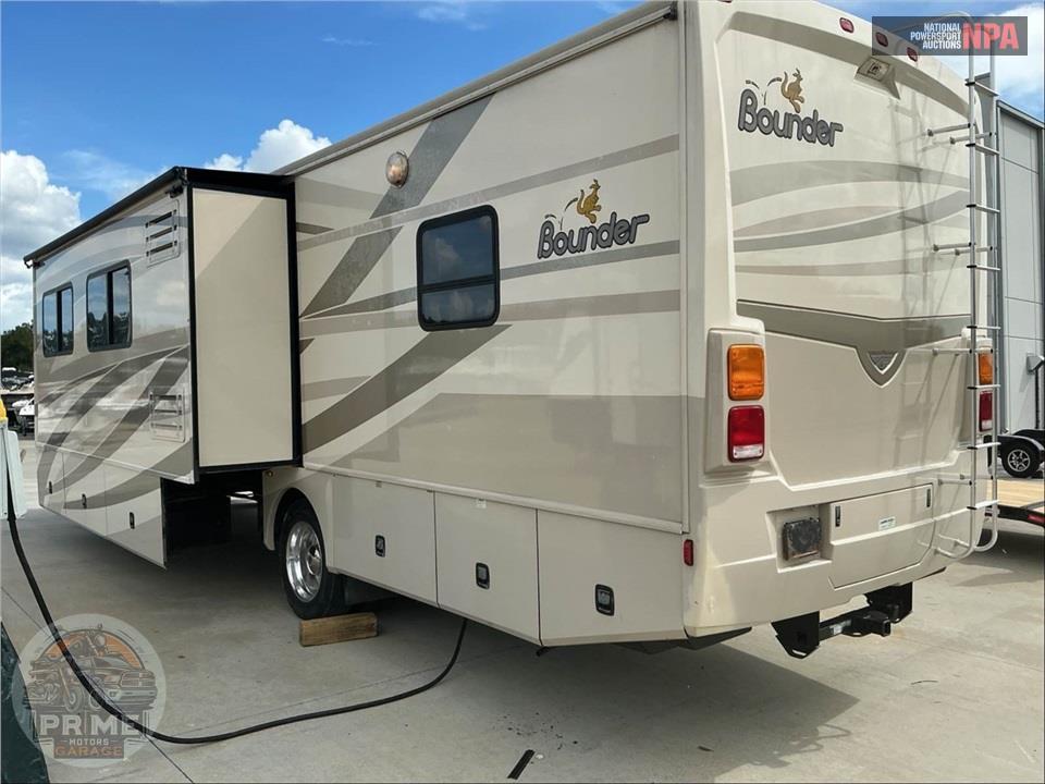 2008 Bounder M-35H FORD 362HP — фото 4