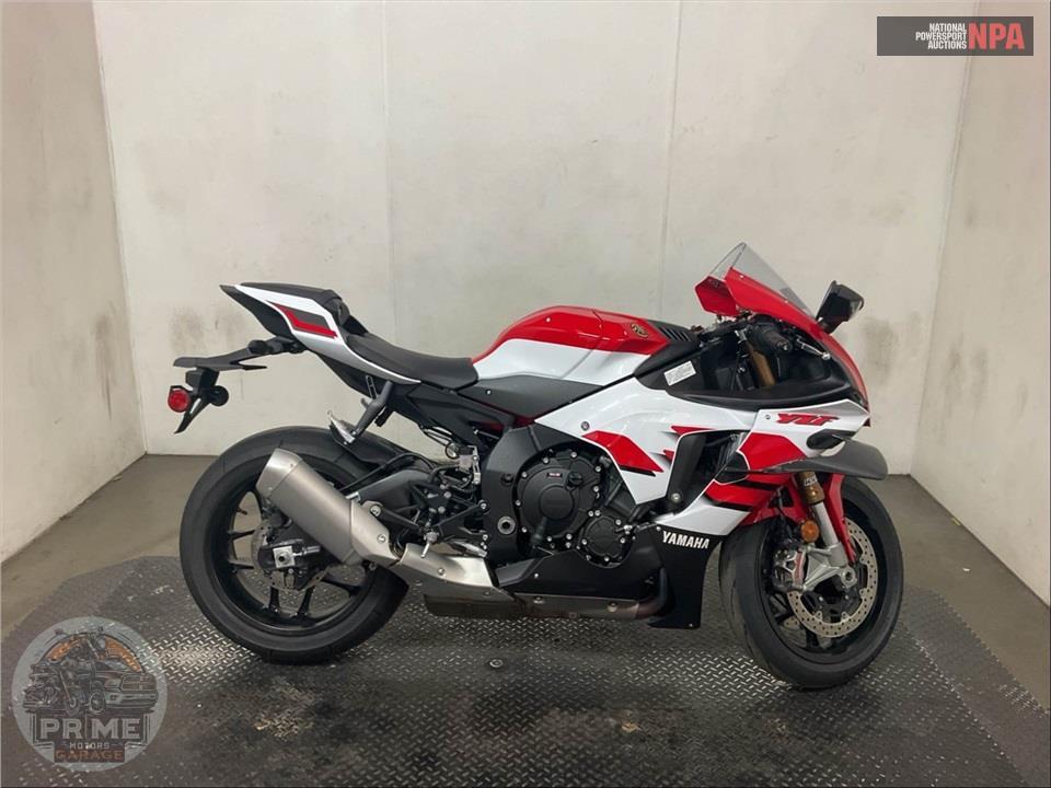 2026 Yamaha YZF-R1 — фото 1