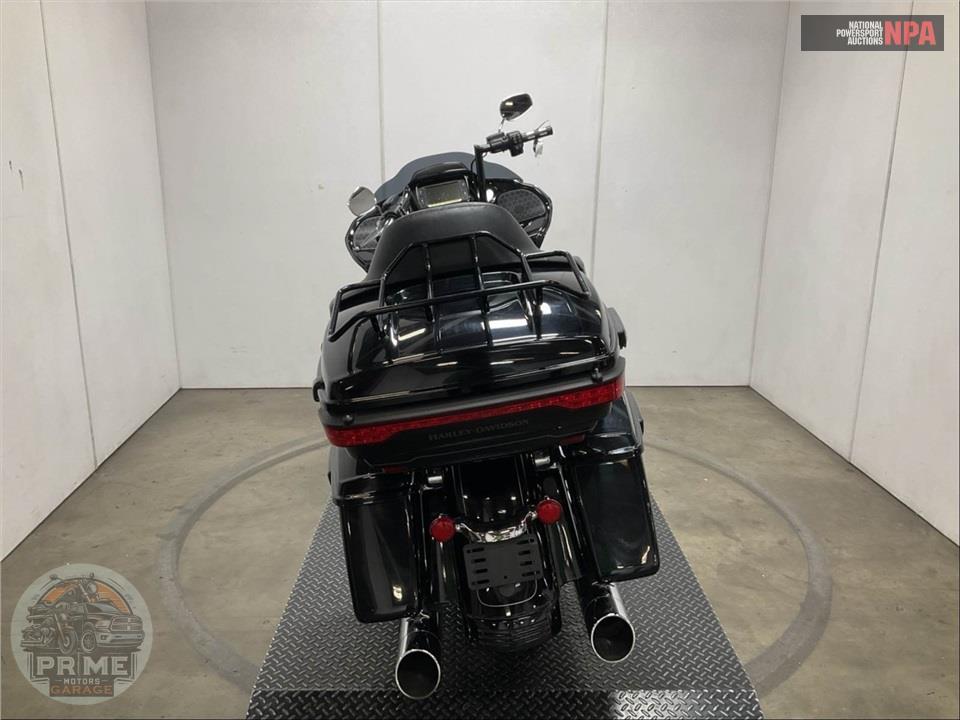 2015 Harley-Davidson FLTRXS ROAD GLIDE SPECIAL — фото 4