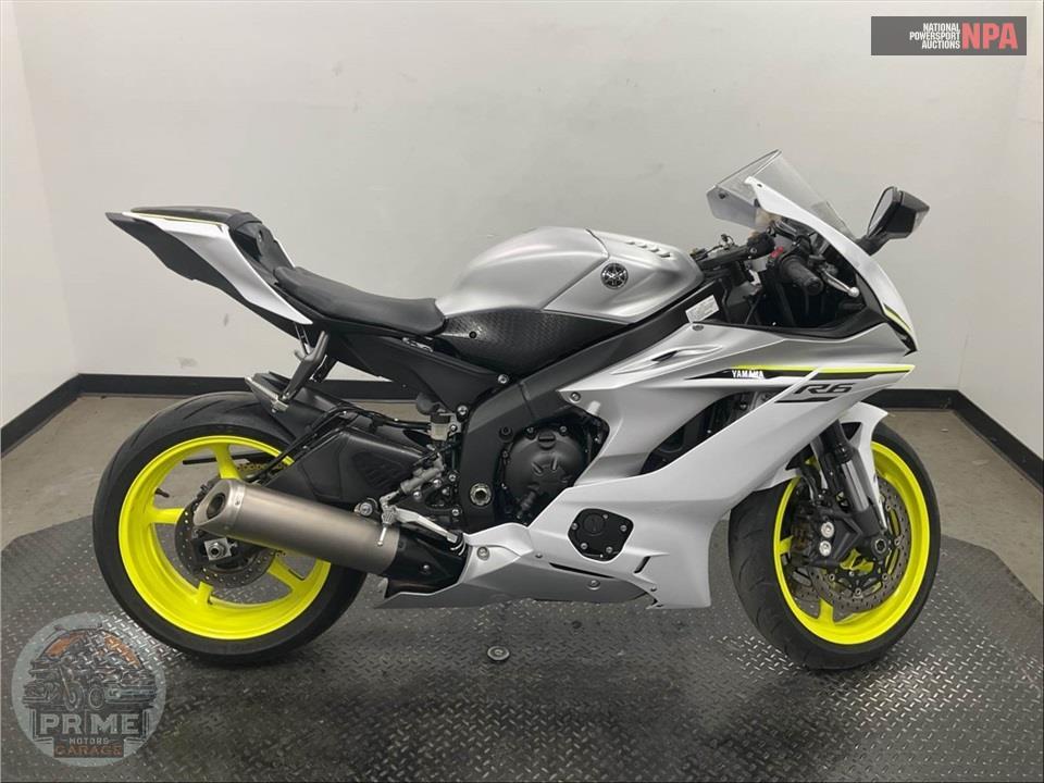 2017 Yamaha YZF-R6 — фото 1