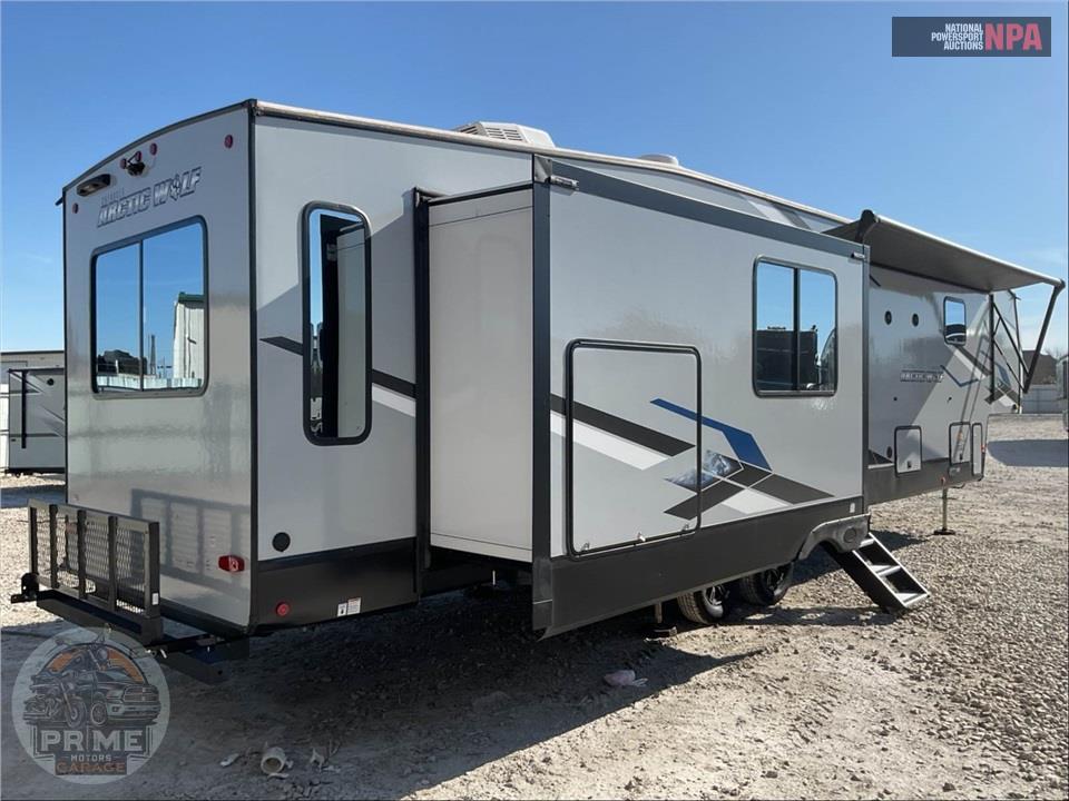 2023 Cherokee By Forest River M-3660SUITE - ARCTIC WOLF FIFTH WHEEL SERIES — фото 4