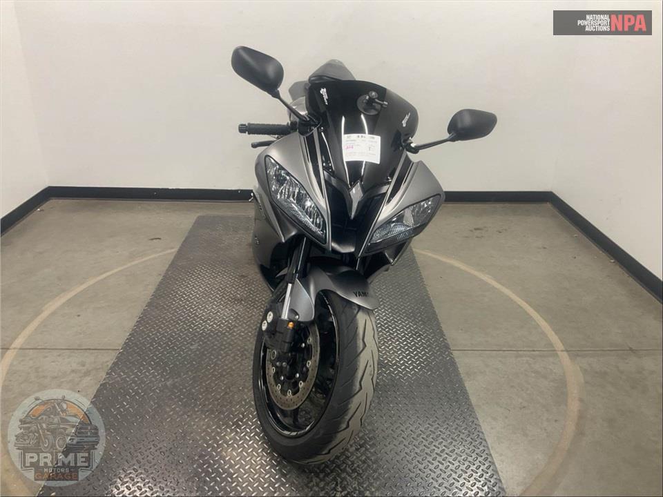 2016 Yamaha YZF-R6 (MATTE GRAY) — фото 2
