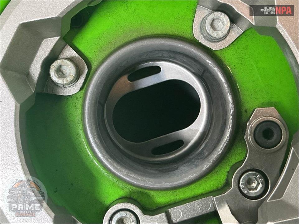 2023 Kawasaki ZX1002MPFAL NINJA ZX-10R — фото 18