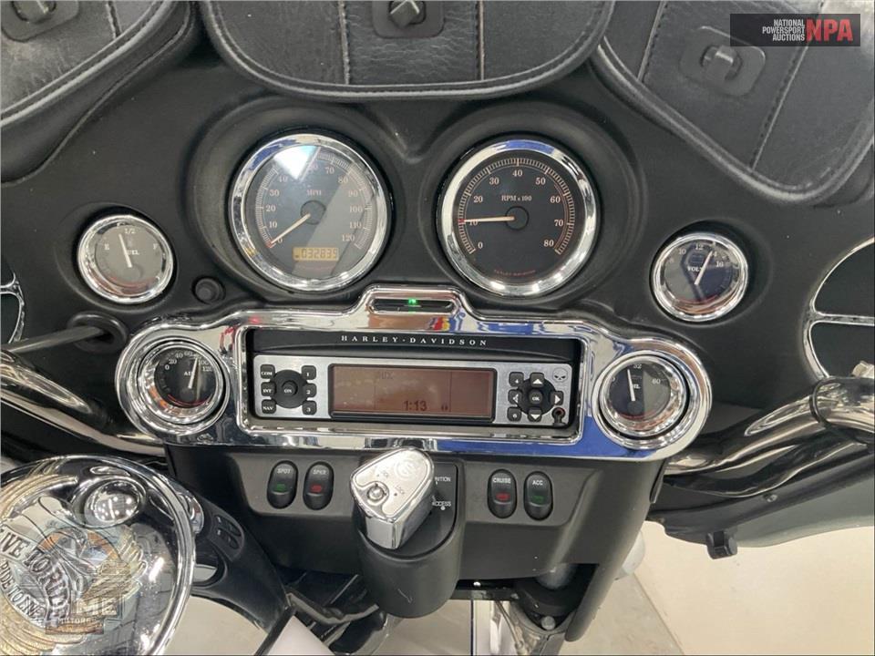 2008 Harley-Davidson FLHTC ELECTRA GLIDE CLASSIC — фото 5