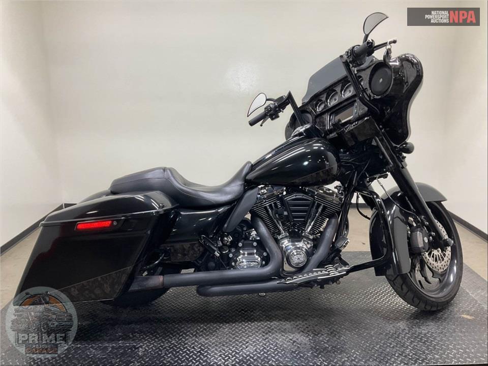 2014 Harley-Davidson FLHXS STREET GLIDE — фото 1