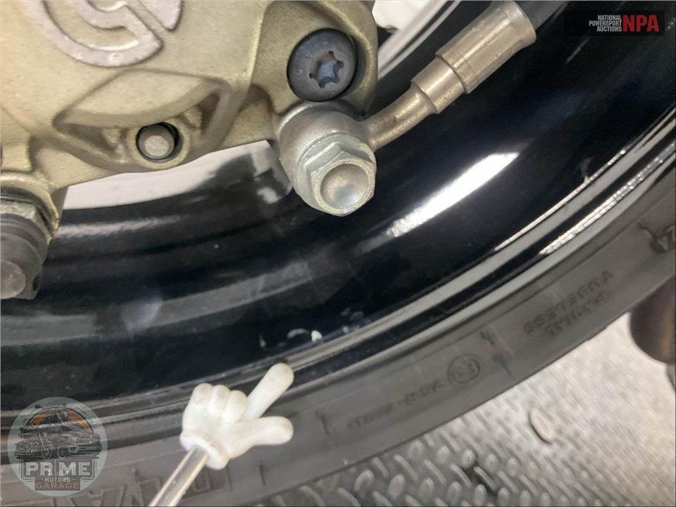 2019 Aprilia TUONO V4 1100 RR — фото 19