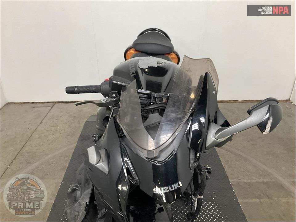 2022 Suzuki GSX1300RRM2 HAYABUSA — фото 17