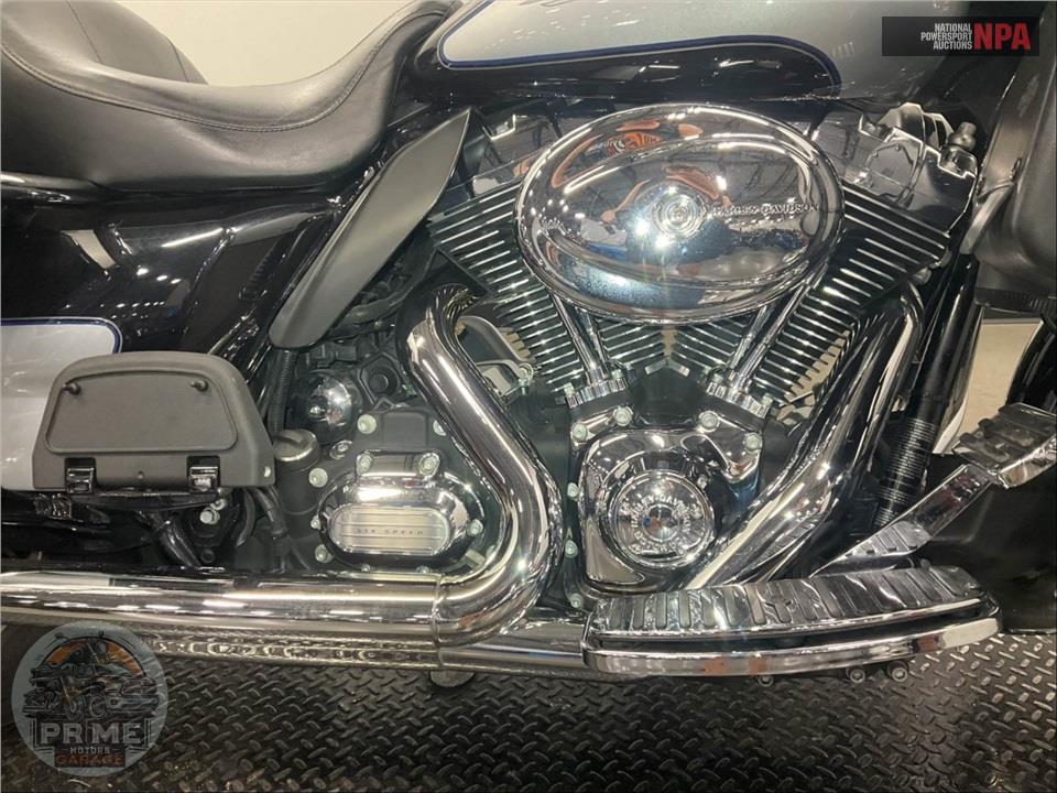2013 Harley-Davidson FLHTCU UL CLSC EL GLIDE — фото 6