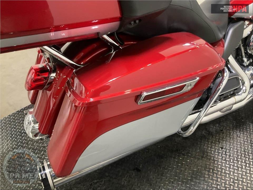 2019 Harley-Davidson FLTRU ROAD GLIDE ULTRA — фото 18