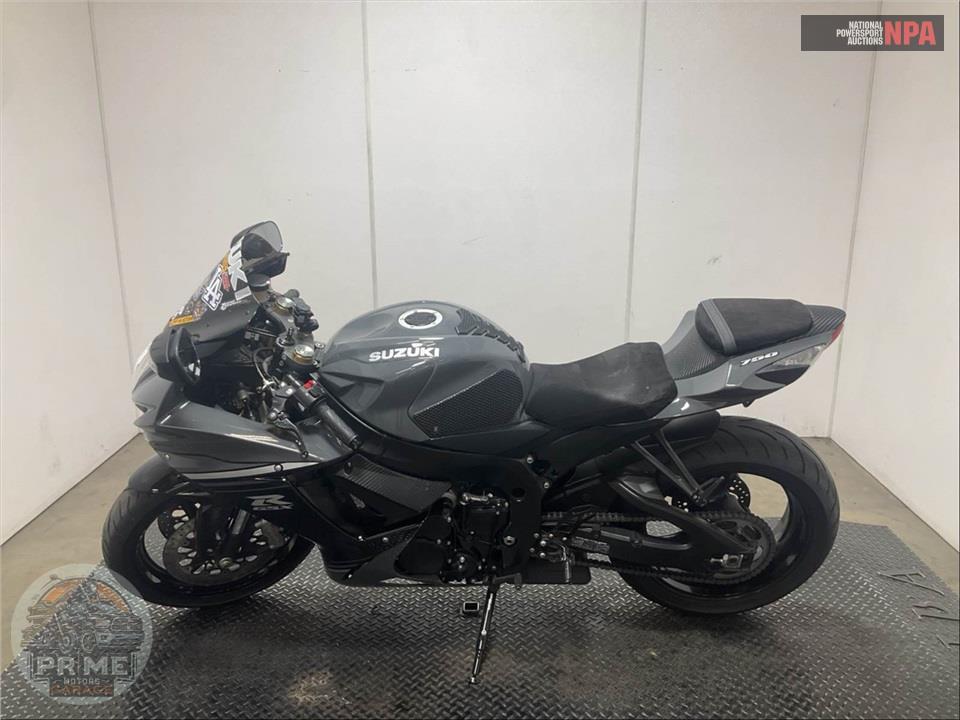 2025 Suzuki GSX-R750M5 — фото 3