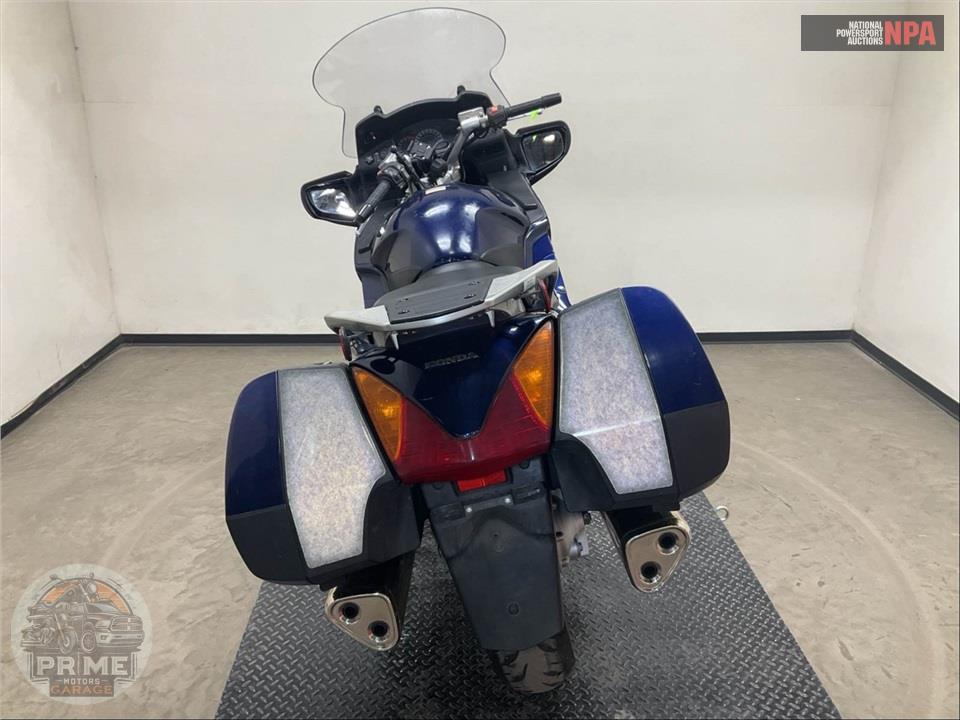 2004 Honda ST1300 A4 ABS — фото 4