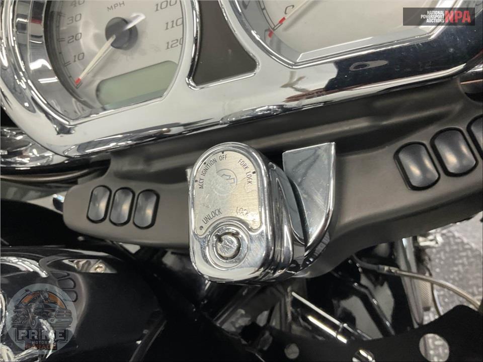 2018 Harley-Davidson FLTRX ROAD GLIDE — фото 11