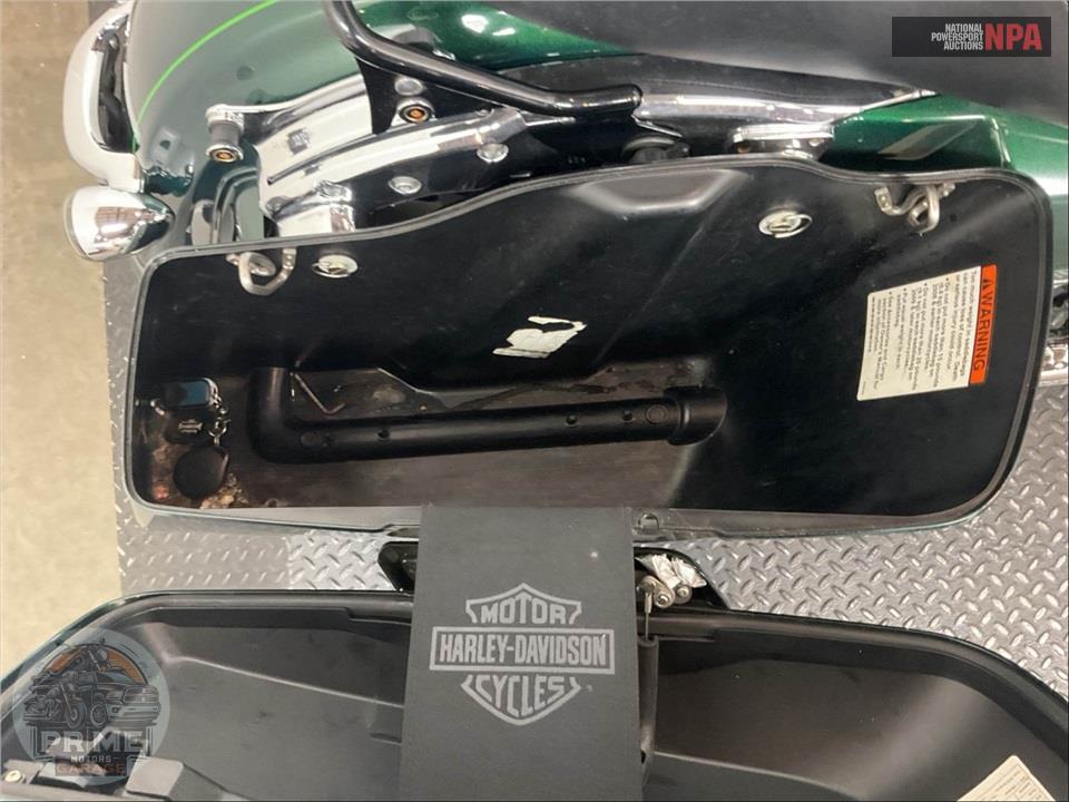 2015 Harley-Davidson FLHXS STREET GLIDE SPECIAL — фото 22