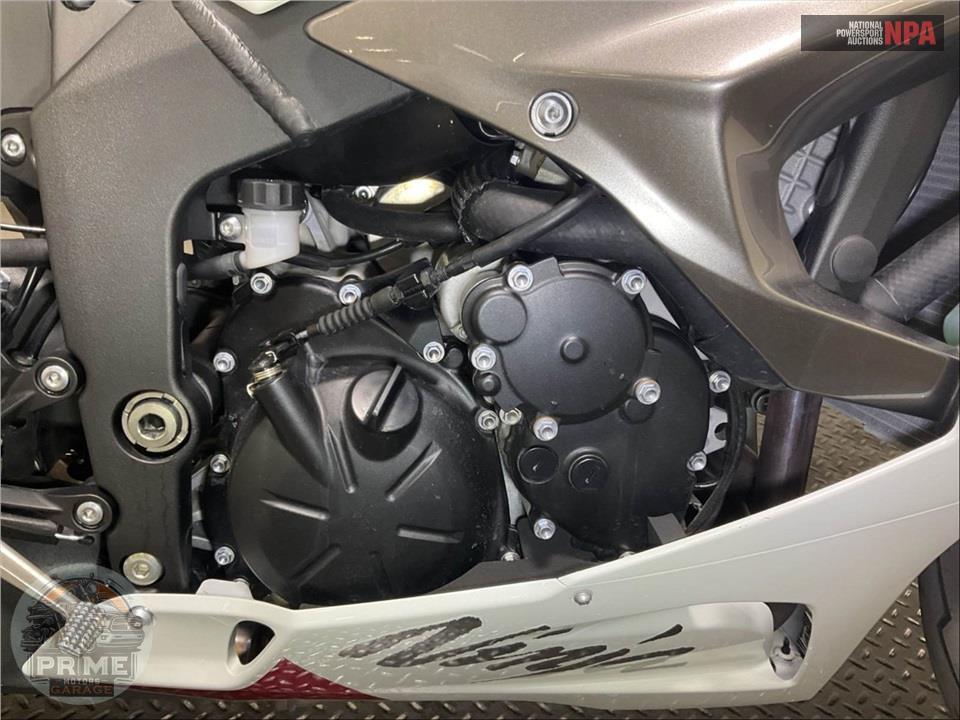 2025 Kawasaki ZX636KSFAL NINJA ZX-6R — фото 6
