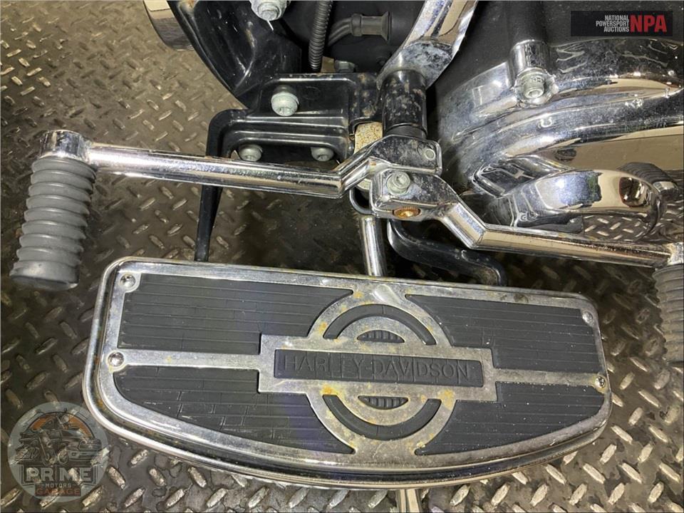 2001 Harley-Davidson FLSTC HERITAGE SOFTAIL CLASSIC — фото 38