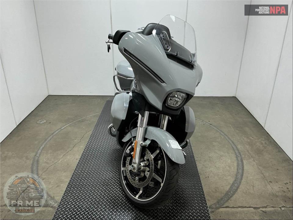 2025 Harley-Davidson FLHXU STEET GLIDE ULTRA — фото 2