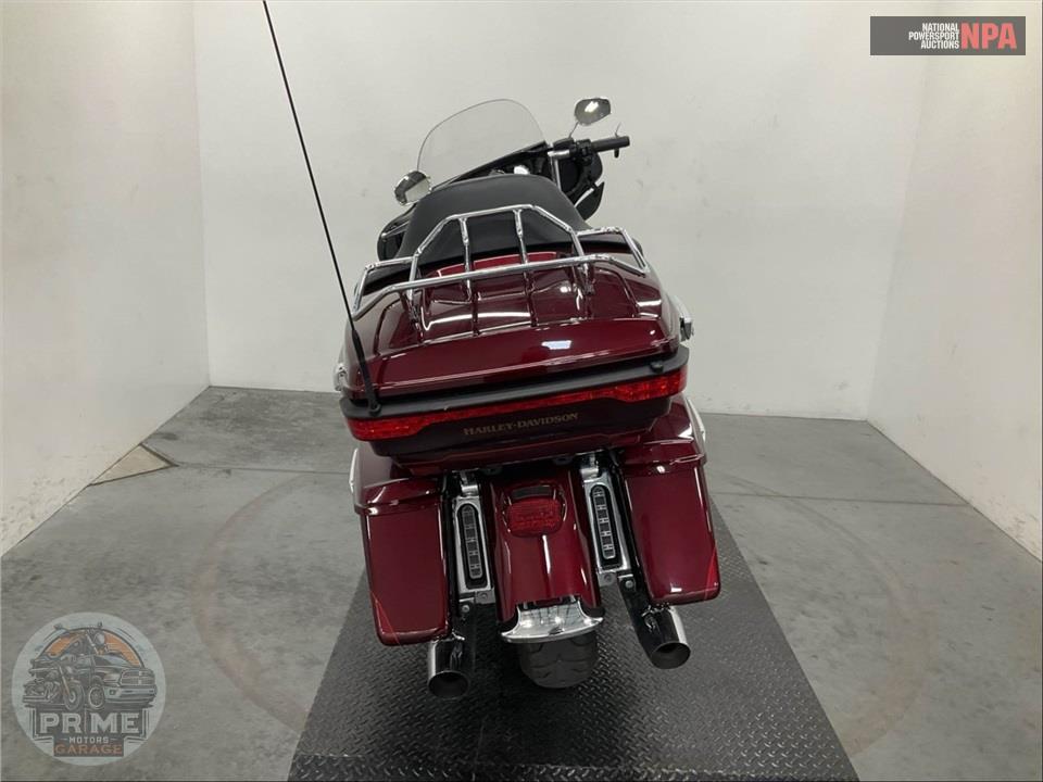 2017 Harley-Davidson FLHTK ULTRA LIMITED — фото 4