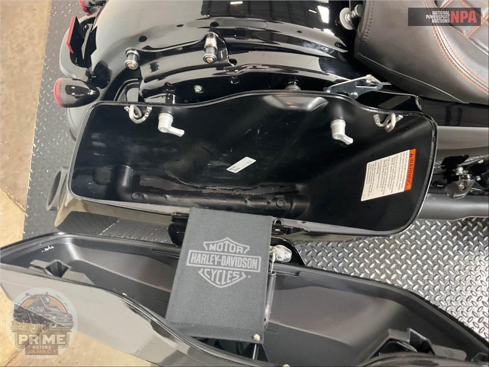 2023 Harley-Davidson FLTRXS ROAD GLIDE SPECIAL — фото 21