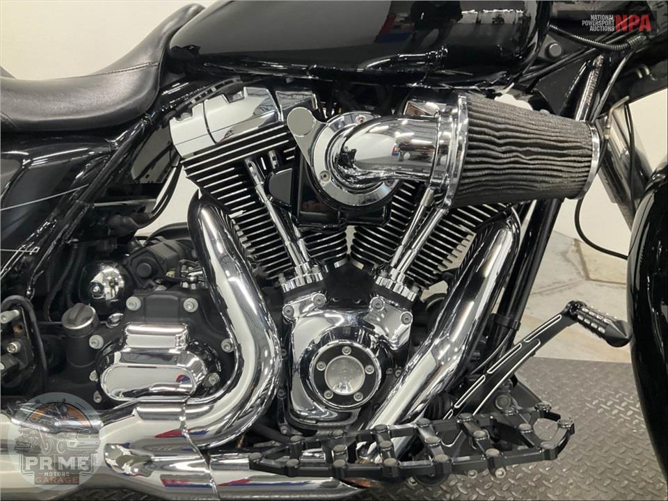 2014 Harley-Davidson FLHXS STREET GLIDE — фото 6