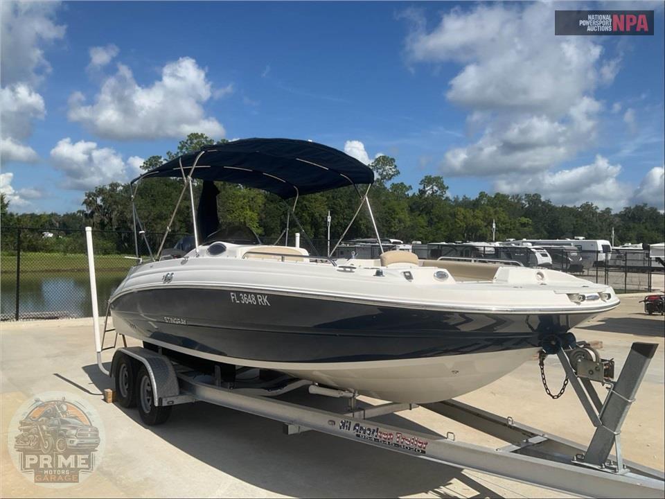 2017 Stingray Boats 212SC(*) L=22/E=1-150HP YAMAHA OB — фото 1