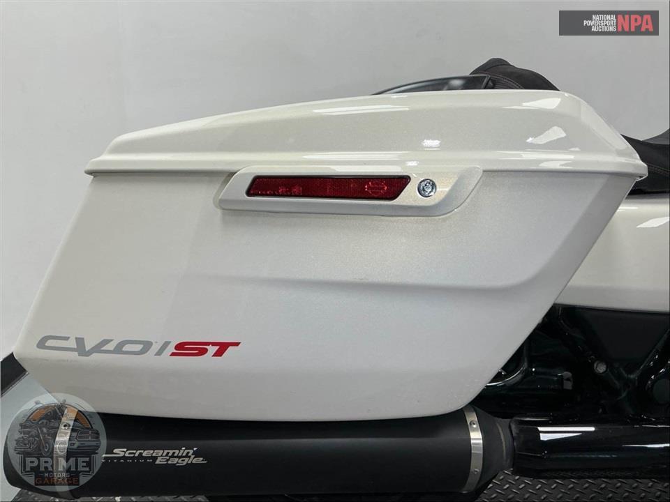 2024 Harley-Davidson FLTRXSTSE CVO ROAD GLIDE ST — фото 26