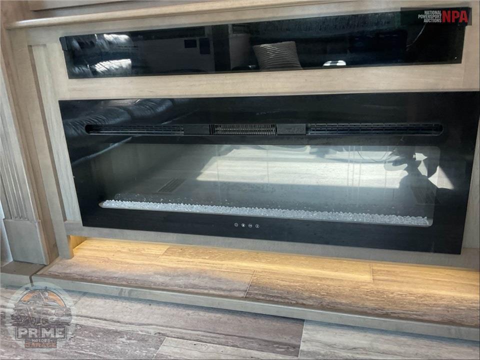 2021 Riverstone M-3670RL - RESERVE FIFTH WHEEL SERIES — фото 23