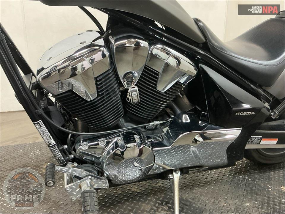 2016 Honda VT13CXG FURY — фото 8