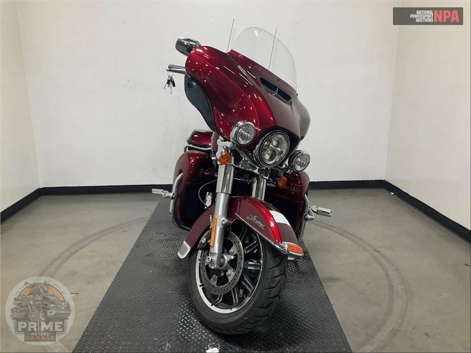2016 Harley-Davidson FLHTK ELECTRA GLIDE ULTRA LIMITED — фото 2
