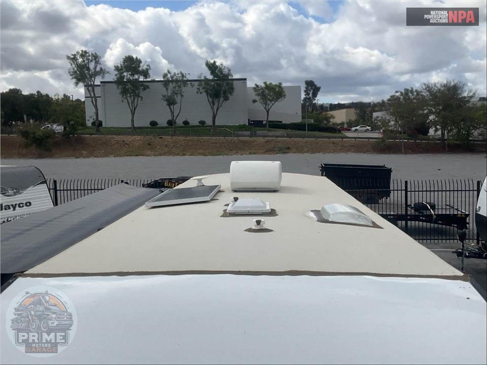 2023 Wildwood By Forest River M-270RTKX - FSX PLATINUM TOY HAULER SERIES — фото 35