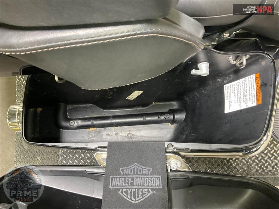 2022 Harley-Davidson FLHTK ULTRA LIMITED — фото 25