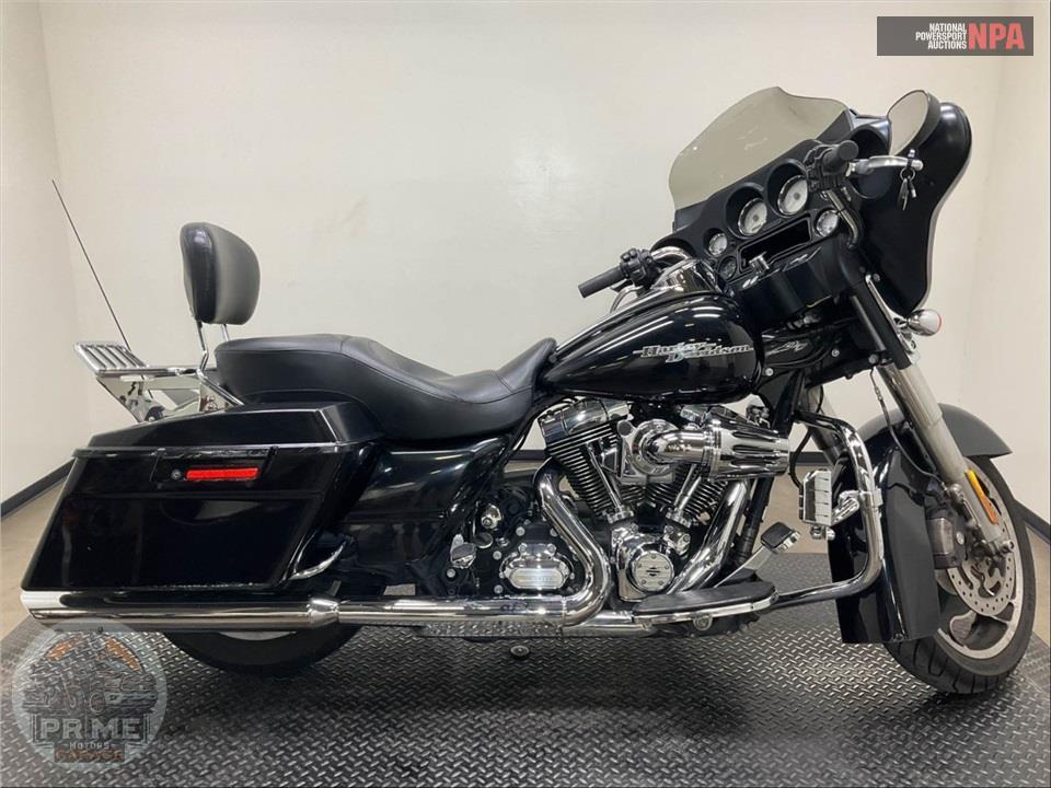 2013 Harley-Davidson FLHX STREET GLIDE — фото 1