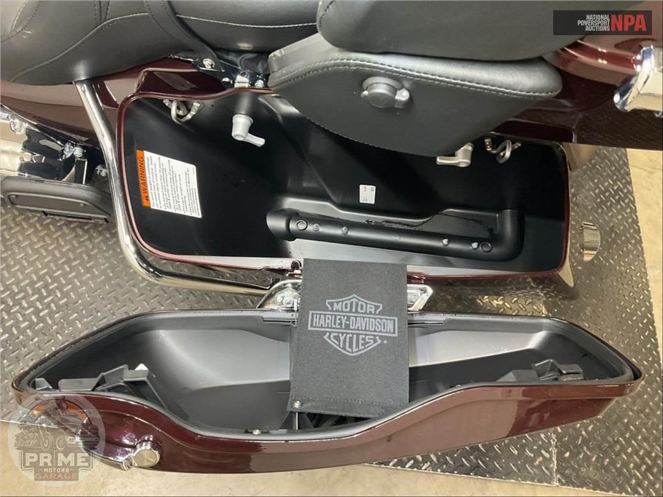 2022 Harley-Davidson FLHTK ULTRA LIMITED — фото 17