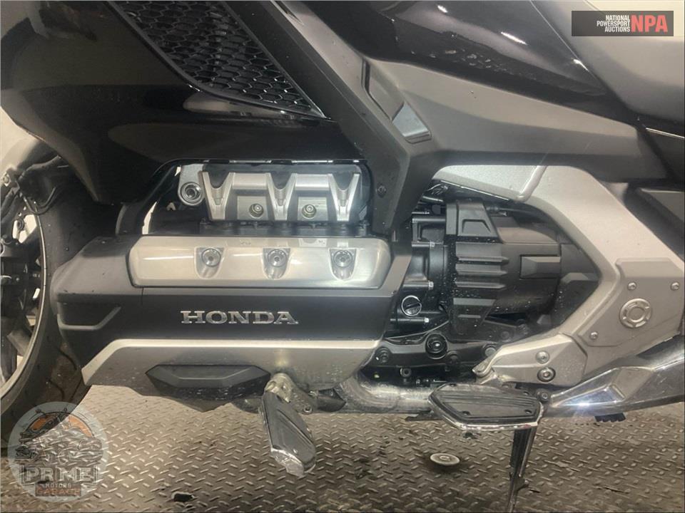 2019 Honda GL1800D GOLDWING TOUR DCT (BLACK) — фото 7
