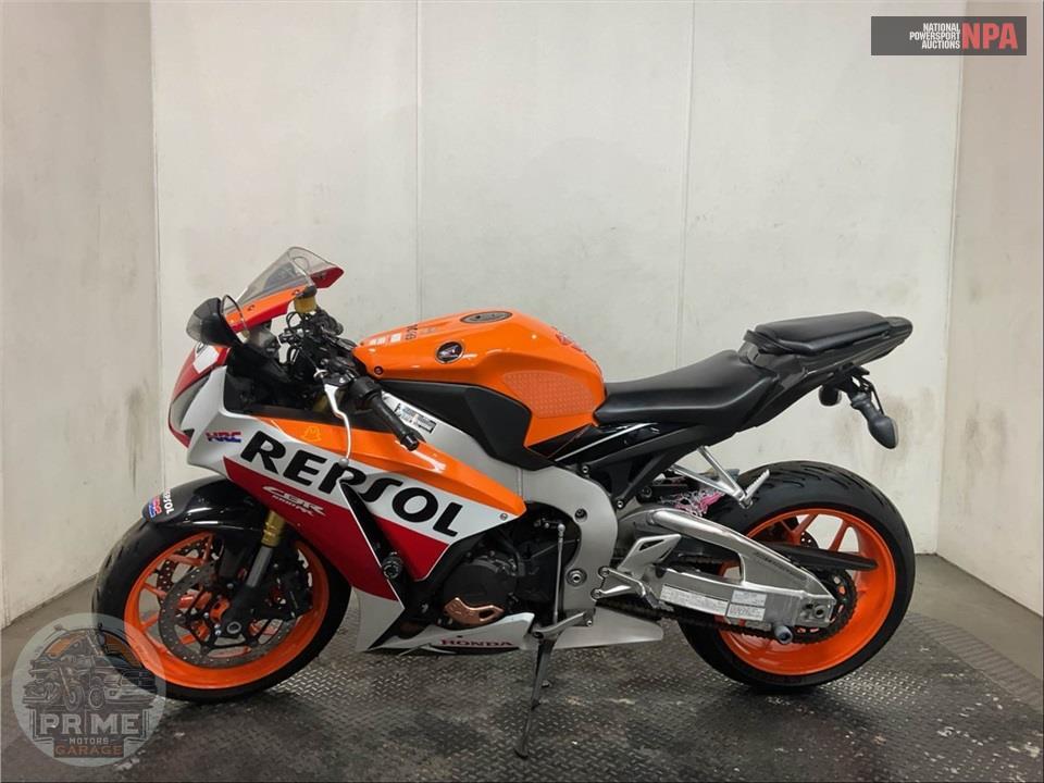 2015 Honda CBR1000RRF (REPSOL) — фото 3