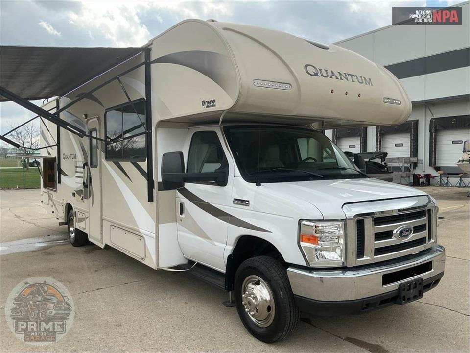 2017 Thor Motor Coach LF31 E450-V10 - QUANTUM SERIES — фото 1