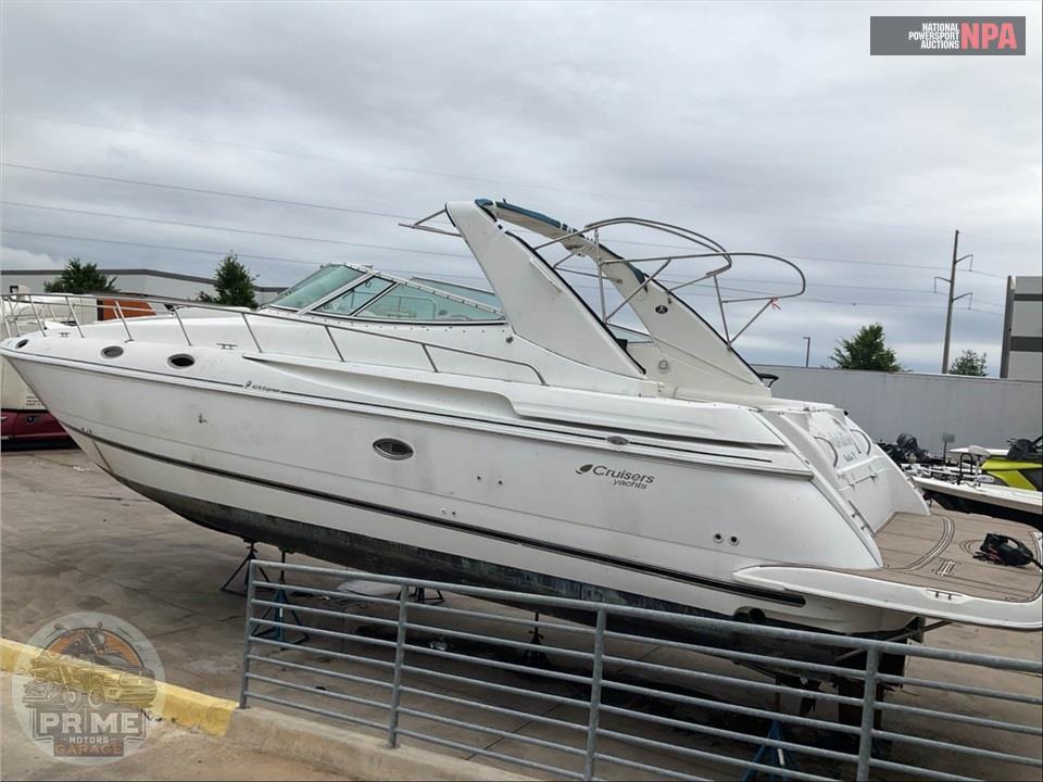 2002 Cruisers Yachts 4270 EXPRESS L=47/E=2 420HP MERC VDR — фото 3