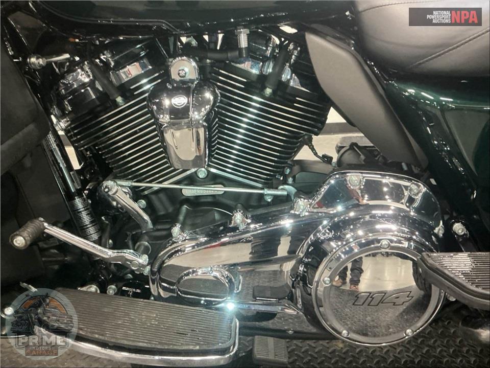 2024 Harley-Davidson FLHTCUTG TRI GLIDE ULTRA CLASSIC — фото 7