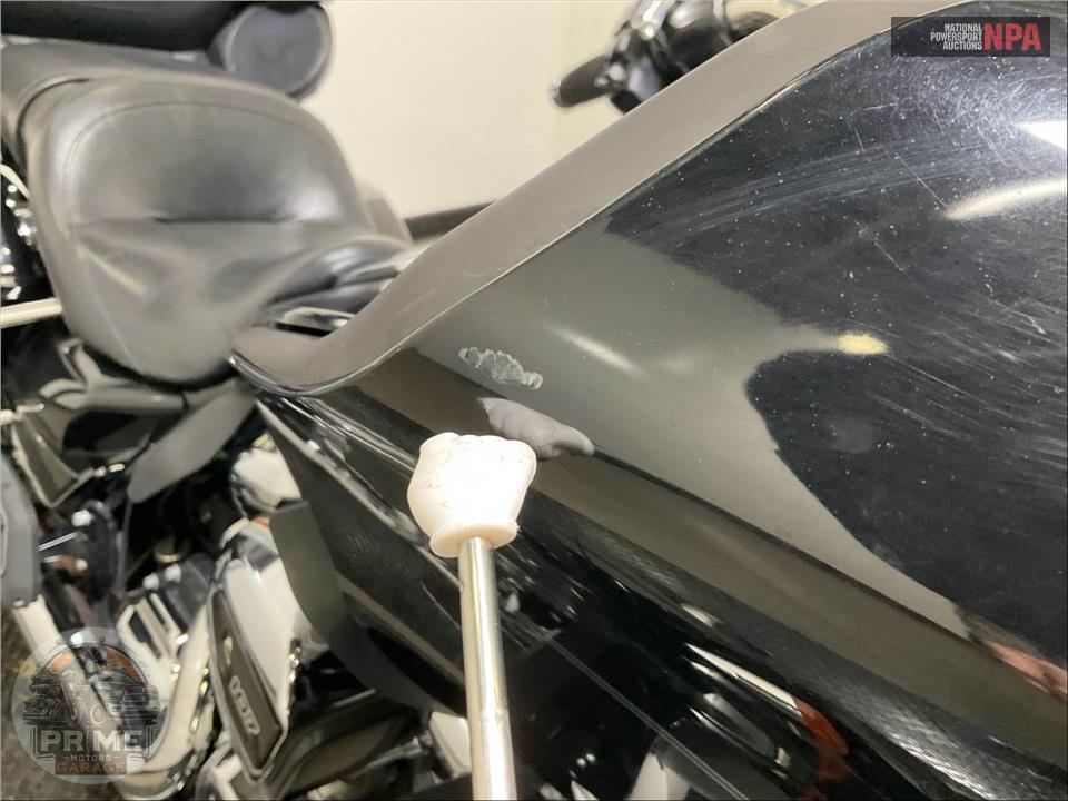 2017 Harley-Davidson FLTRU ROAD GLIDE ULTRA — фото 14