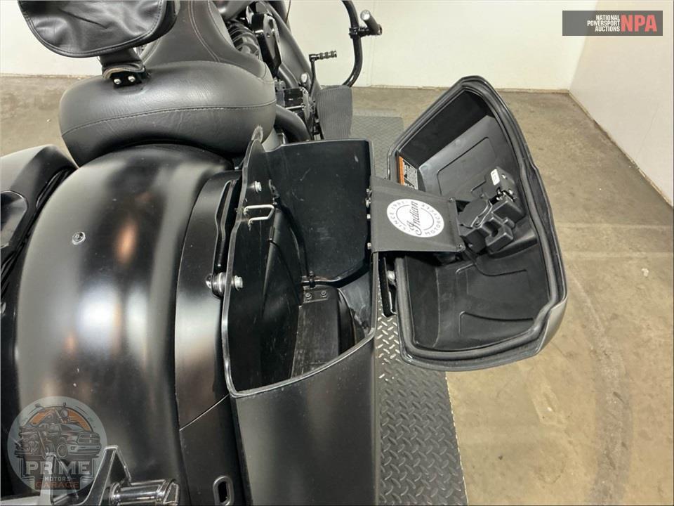2019 Indian Motorcycle CHIEFTAIN DARK HORSE (THUNDER BLACK) — фото 22