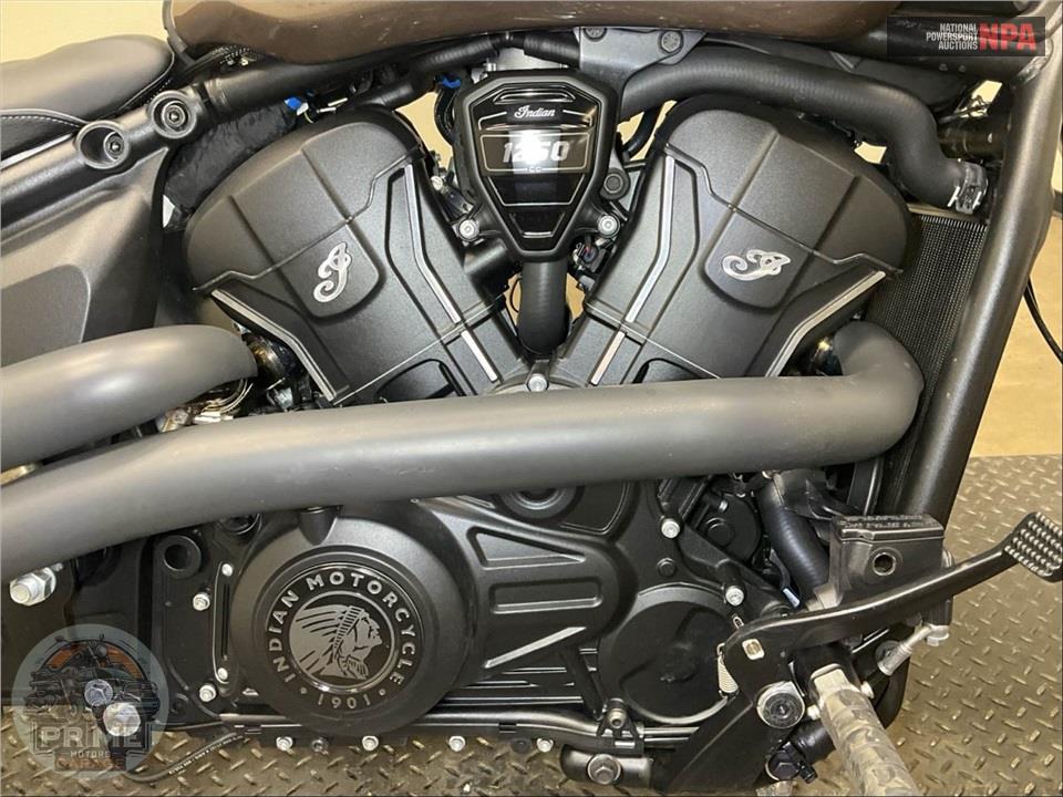 2025 Indian Motorcycle SCOUT BOBBER LIMITED WITH TECHNOLOGY PACKAGE (COLOR METALLIC) — фото 6